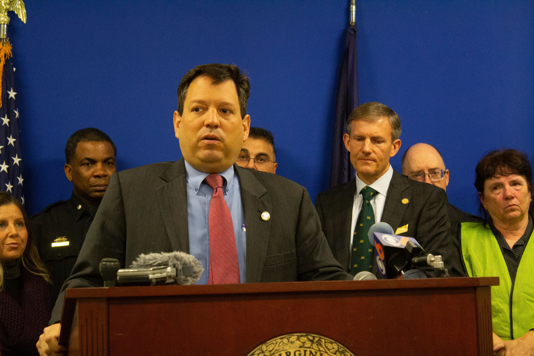 Surovell distracted driving HB 874